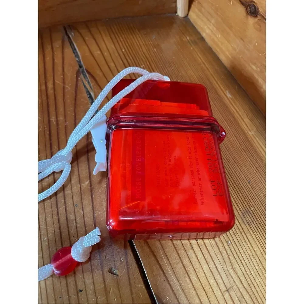 WATER-RESISTANT EMERGENCY FIRST AID KIT